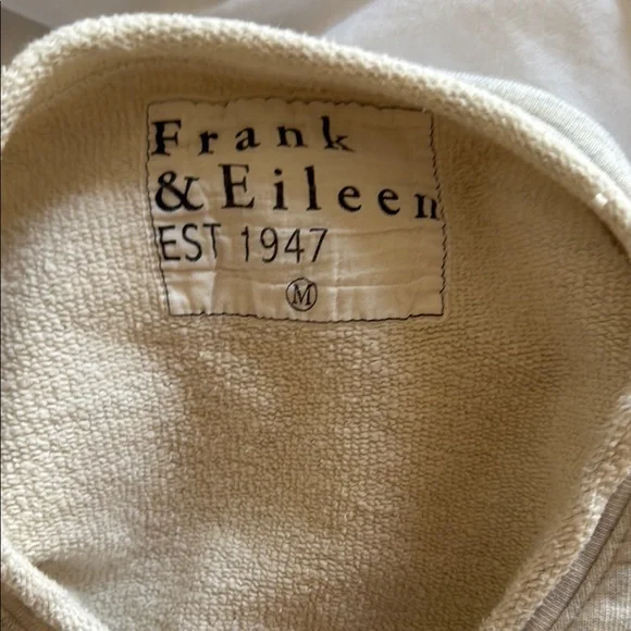 Frank & Eileen Anna in triple fleece - Picture 3 of 8